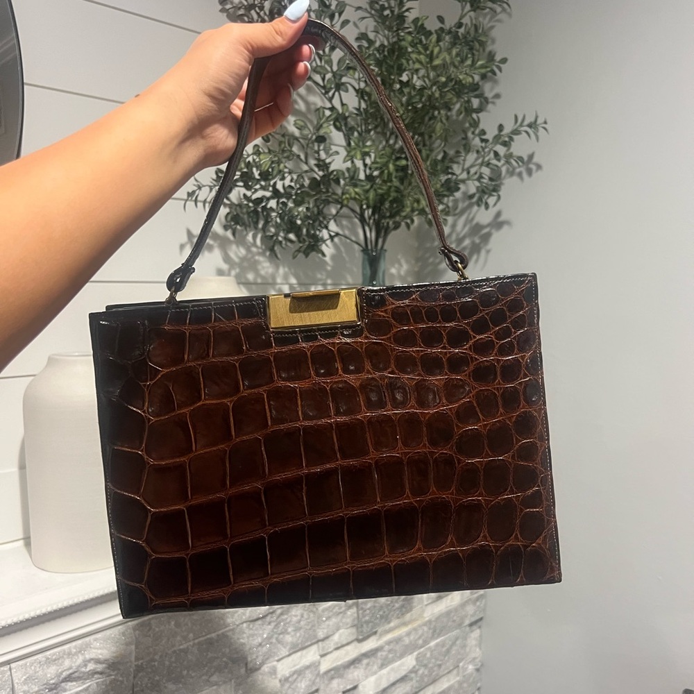 Vintage vassar genuine alligator purse